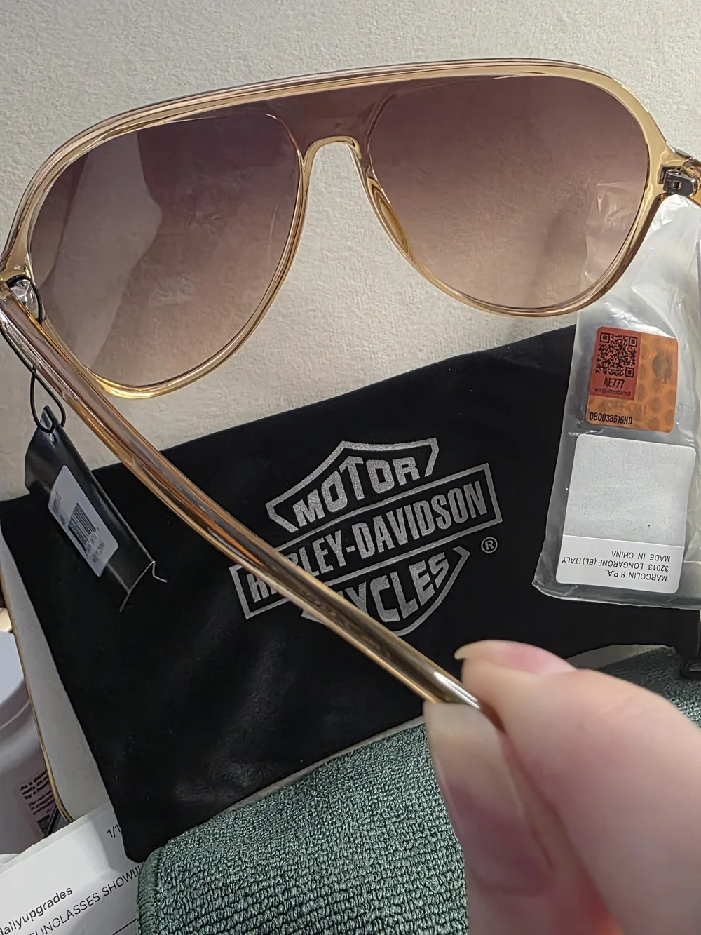 Harley‑Davidson Aviator Pilot Sunglasses HD5059S 45F Gold With Pouch – BNWT$160